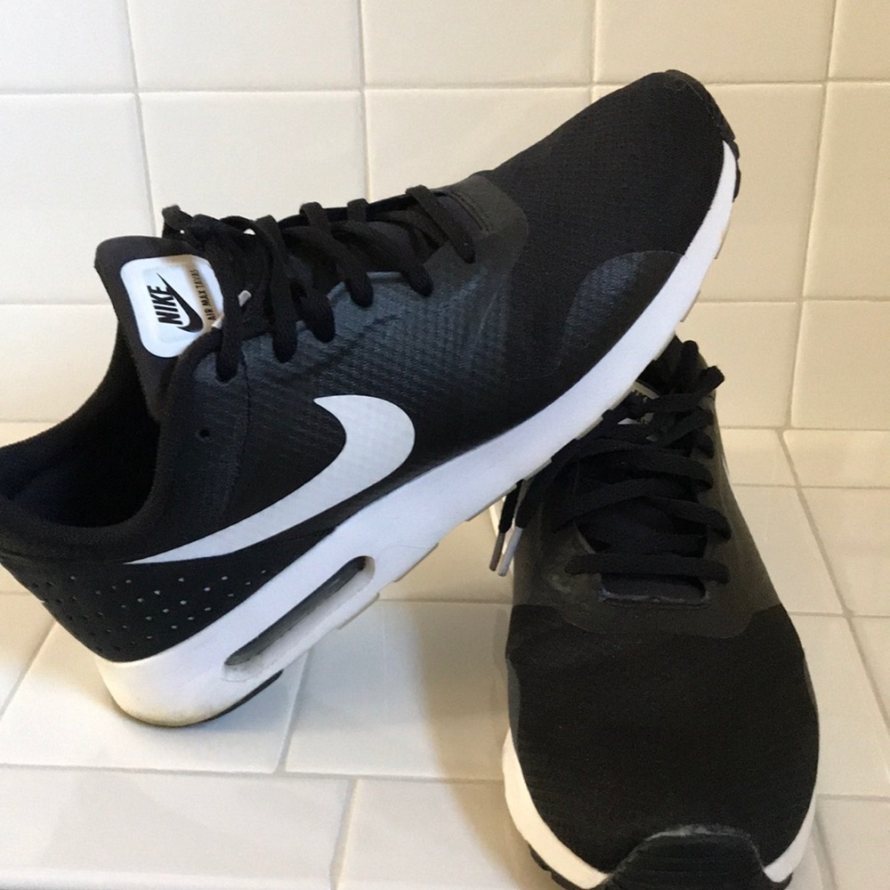 Nike Air Max Tavas